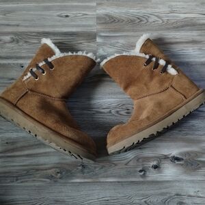 Ugg Constantine Chestnut Suede Boot Womens Sizze 6
